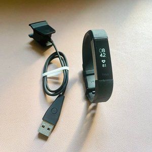 Fitbit Alta HR